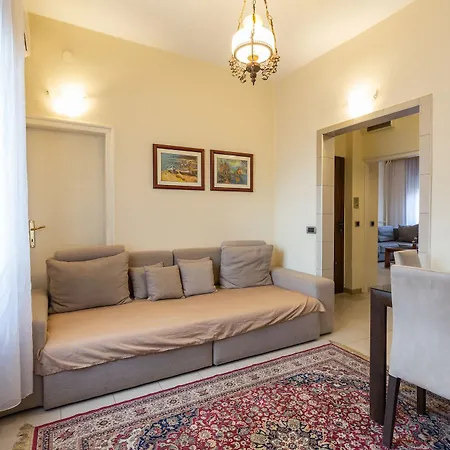 One Bedroom Terazije Square Apartment *