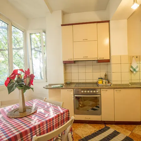 One Bedroom Terazije Square Apartment *