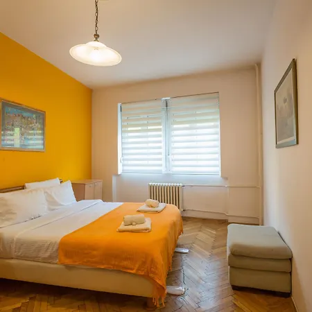 One Bedroom Terazije Square Apartment Belgrade